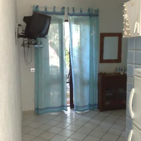 Casa vacanze Piccola Casetta - Isola Di Dino *